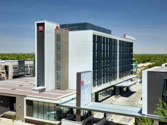 Hilton Garden Inn Gaborone Hotel Exterior