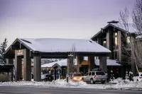 Park City Peaks Hotels near Walmart Supercenter