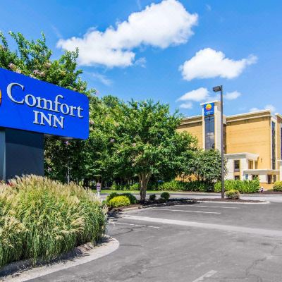 King Room-Accessible-Non-Smoking Comfort Inn Newport News/Williamsburg East Promo Code