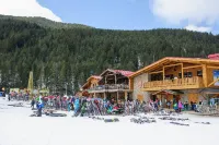 Lucky Bansko Aparthotel SPA & Relax Hotels near Method Snow School