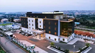 Maxbe Continental Hotel Hotels in Awka