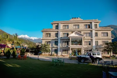 Gateway Himalaya Resort Hotels in Lamjung