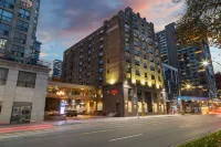 Hampton Inn & Suites by Hilton Toronto Downtown Hotels near Danforth