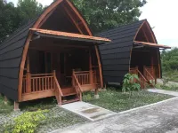 Dekamil Cottage Villa Kebun Hotels in Sungailiat