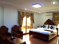 Emerald BB Battambang Hotel Hotels near Ta Dumbong Kro Nhong