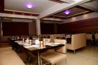 Hotel Monarch Center Point Near Dahanu Beach, Bordi Hotels near Mahalakshmi temple dahanu hill view