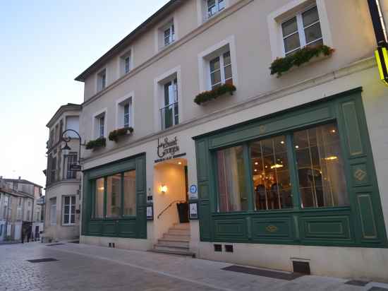 Logis Hôtel le Saint Georges Hotel Exterior