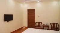 Nha khach Cong doan Hai Duong Hotels near Sân vận động phường Thanh Bình