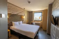 Ibis Tijuana Zona Rio Отели рядом с достопримечательностью «Парк Ломас де Сан Педро»