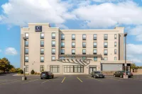 Best Western Premier C Hotel by Carmens Hotels near Hamilton John C. Munro International Airport