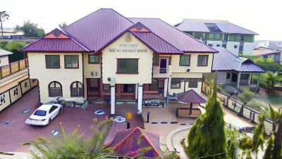 Gya-Son Royal Guest House Hotels near Asafo Market