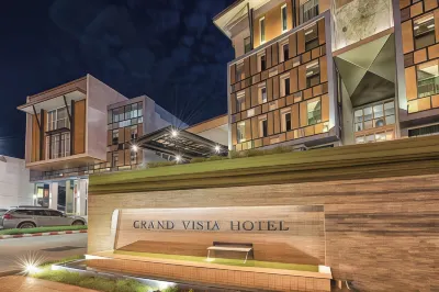 Grand Vista Hotel Chiang Rai - โรงแรมแกรนด์วิสต้า เชียงราย โรงแรมใกล้วัดพระแก้ว เชียงราย