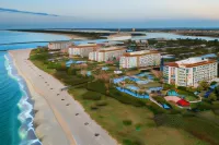 Marriott's Ocean Pointe Hotels in Riviera Beach