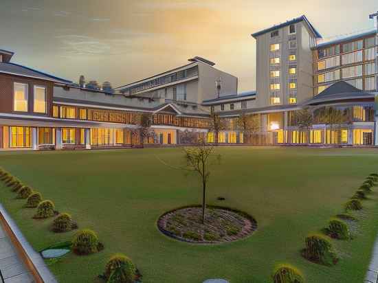 Radisson Collection Hotel & Spa, Riverfront Srinagar Hotel Exterior