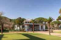 Onyria Marinha Boutique Hotel Hotels near Avencas beach