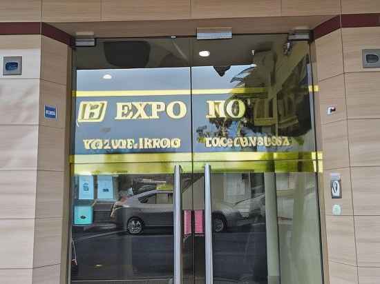 Expo Hotel Hotel Exterior