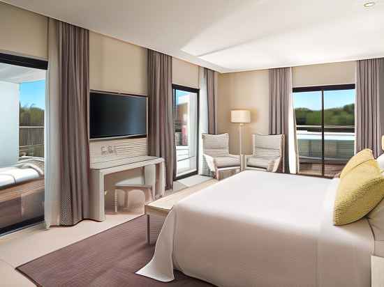 Pine Cliffs Ocean Suites, a Luxury Collection Resort & Spa, Algarve Rooms