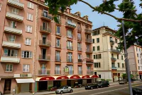 Hotel le Dauphin Hotels near Fnac Ajaccio