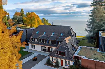 Seegut Zeppelin Hotels in der Nähe von Serbisch-Orthodoxe Kirchengemeinde