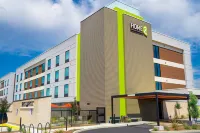 Home2 Suites by Hilton-Bakersfield Hotels near Marshalls