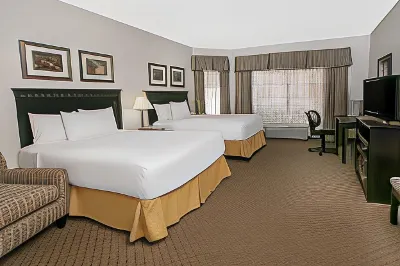 Baymont by Wyndham Roswell Hotels near Roswell International Air Center