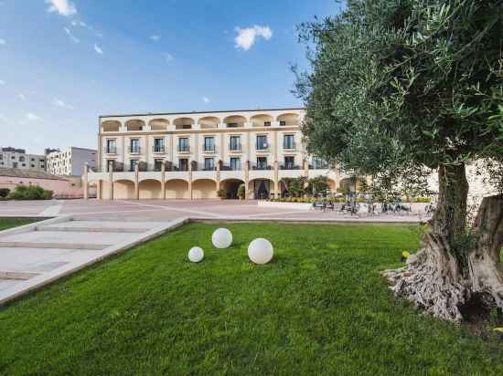 Mahara Hotel & Wellness Hotel Exterior