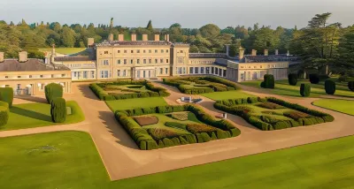 Carton House, a Fairmont Managed Hotel Hotel berhampiran St. Patrick's College