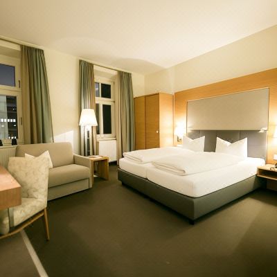 Business Room, 1 Double Bed (2 Mattresses), Glass Wall Bathroom Hotel Sailer Promo Code