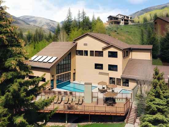 Marriott's StreamSide Evergreen at Vail Hotel Exterior