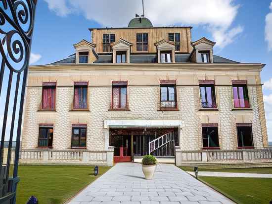 Domaine de la Corniche Hotel Exterior