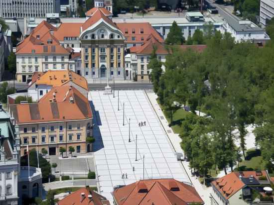 AB Ljubljana - Breg Apartments Hotel Exterior