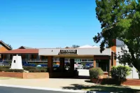 Littomore Suites Bathurst Hotels near Nutcracker Park