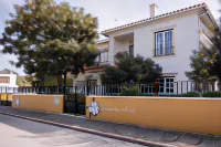 Magnolia B&B Hotels near Polytechnic of Leiria