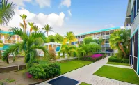 Seven Mile Beach Resort Hotels near Smith's Barcadere