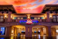 Sunset Station Hotel & Casino Hotel dekat Magical Forest