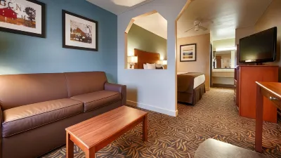 Best Western Regency Inn  Suites Hotels in Gonzales