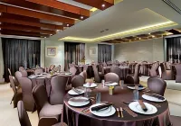 Al Hail Waves Hotel Managed by Centara Hotels near Jama'a Al-Imam Azzan bin Qays Al-Busaidi