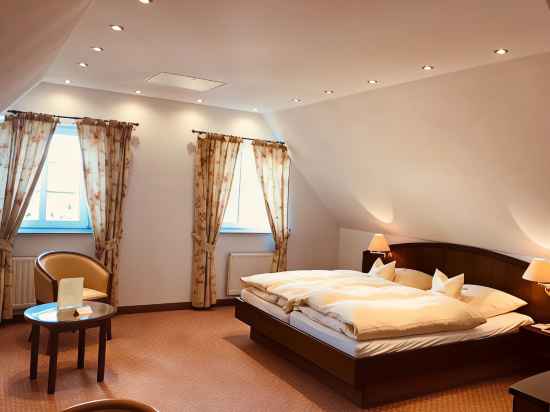 Hotel Lindenhof Rooms