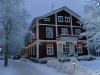 Hotell Plevnagården Hotels near Hammarvallen