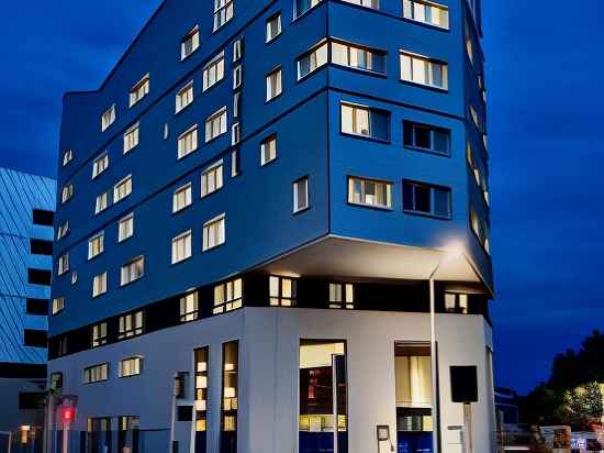 Ibis Styles Saint Nazaire Centre Gare Hotel Exterior