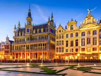 Holiday Inn Express Brussels - Grand-Place Hotels near Library Solvay