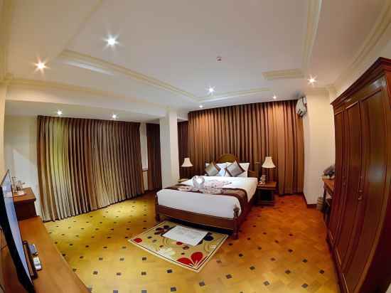 Golden Butterfly Hotel Rooms