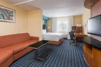 Fairfield Inn & Suites Corpus Christi Hotels near Clem's Marina