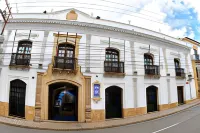 Parador Santa Maria la Real Hotels near Centro cultural del bonsai