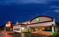 Holiday Inn Little Rock-Airport-Conf Ctr โรงแรมใกล้John Brown University Little Rock Center