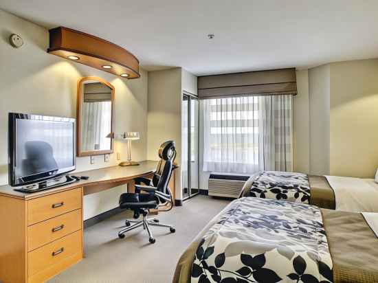 Sleep Inn & Suites Rooms