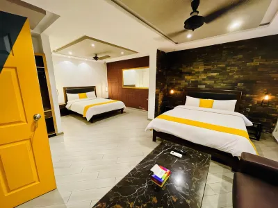 12th Avenue Hotels near Safari zoo Bahria town