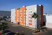 City Express Junior by Marriott Tijuana Otay Отели рядом с достопримечательностью «Парк Ломас де Сан Педро»