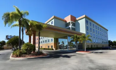 Allure Suites of Fort Myers Hotel di Fort Myers