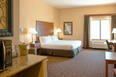 Grand Forks Lodge and Suites Hotels near University of North Dakota